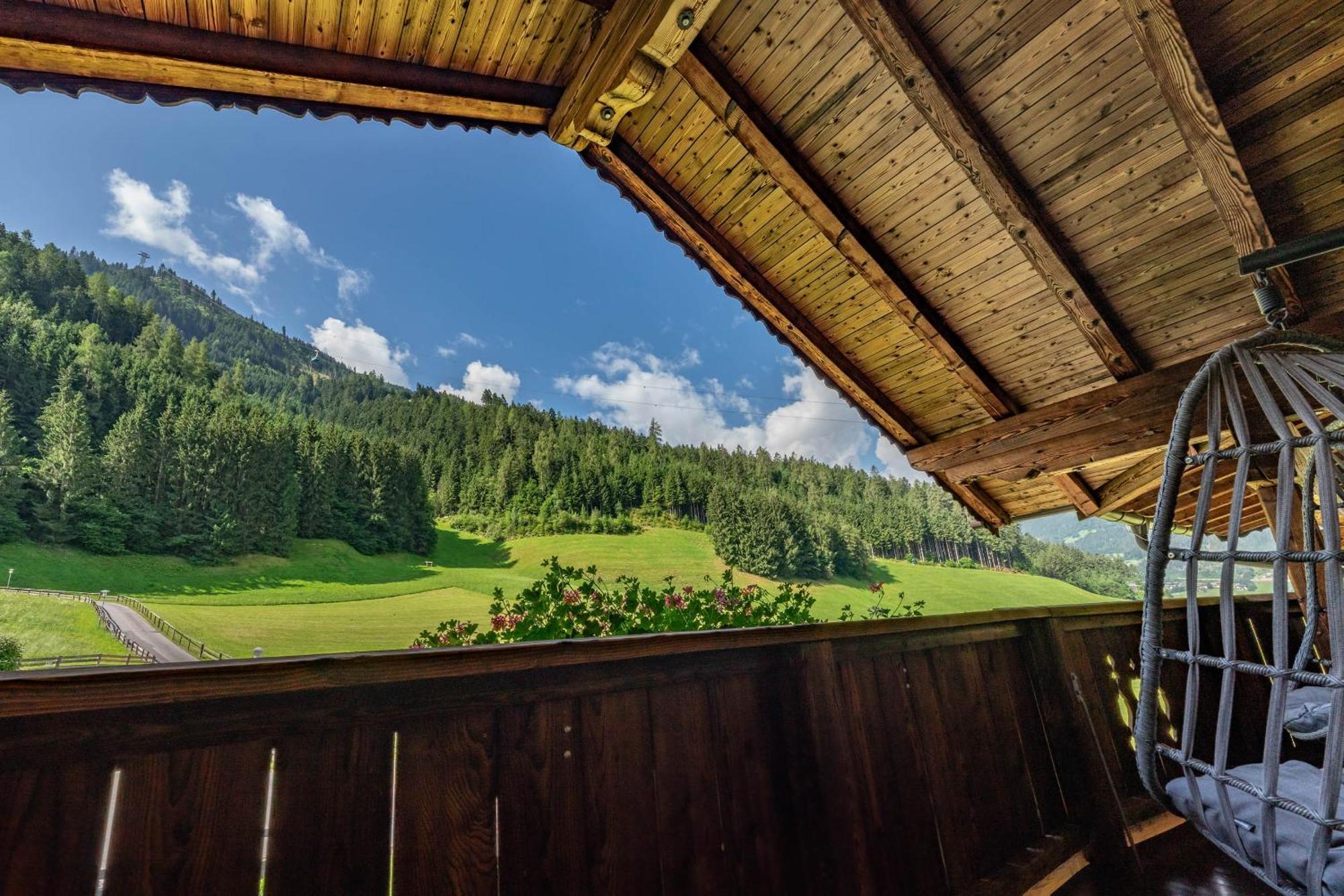 Landhaus Ifangl Mayrhofen Exterior photo