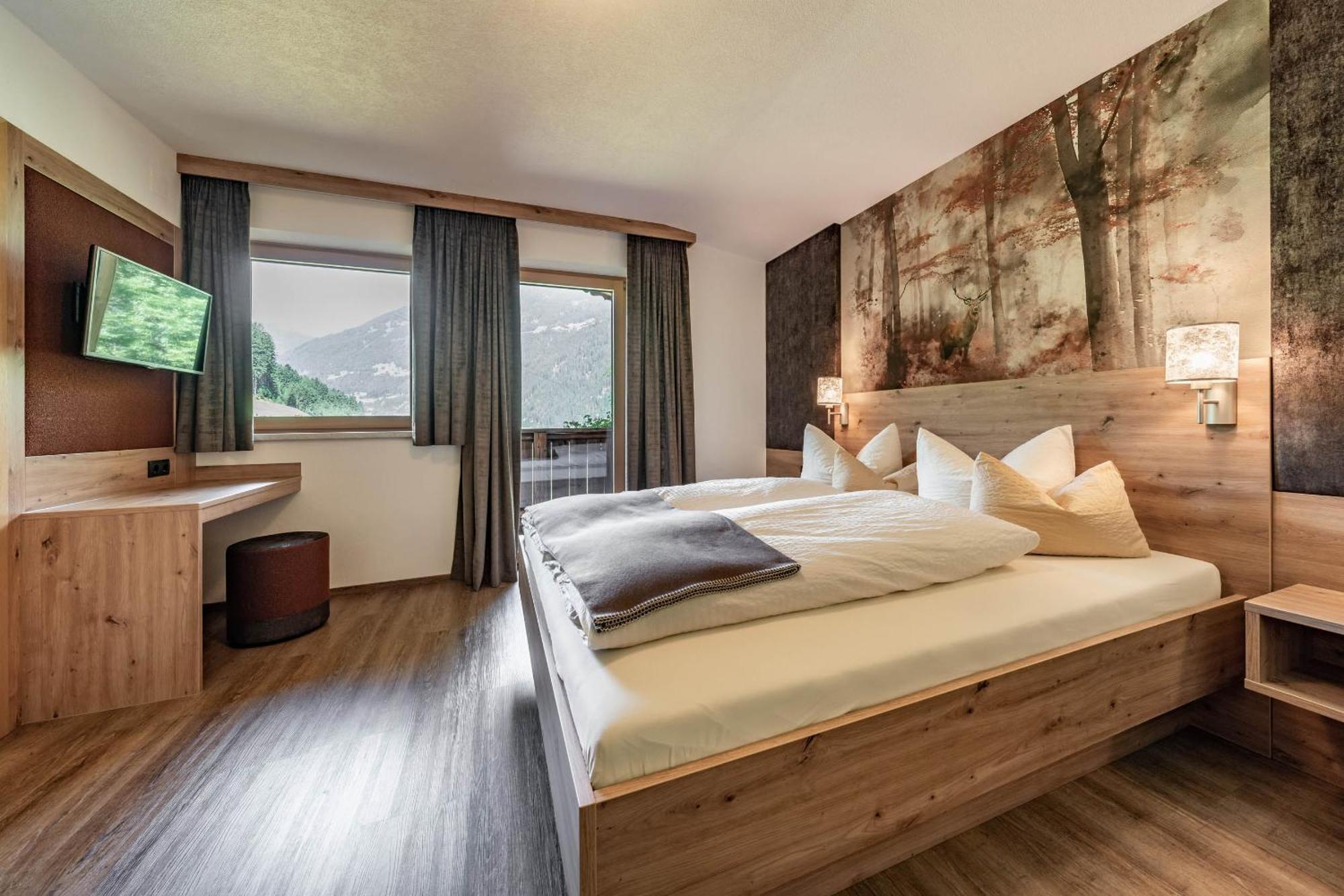 Landhaus Ifangl Mayrhofen Exterior photo